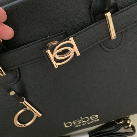 New bebe Ladies purse - Picture 13 of 16